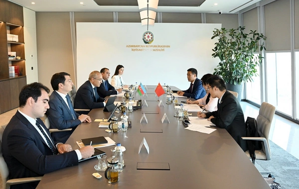 Mikail Jabbarov discussed prospects for joint activities with Lu Mei
