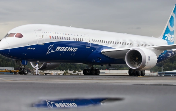 Boeing təyyarələrində unitazlar qopmağa başlayıb