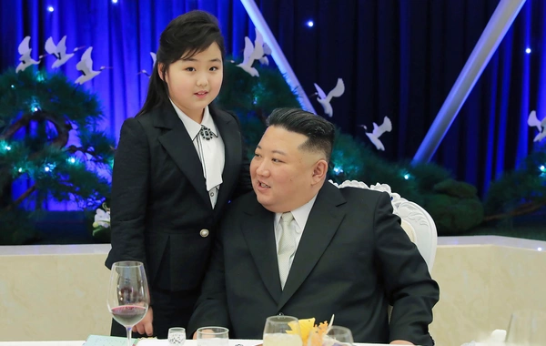 Şimali Koreya lideri 13 yaşlı qızını öz yerinə hazırlayır