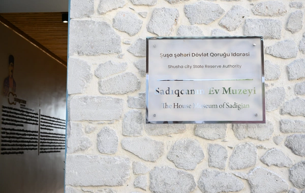 İlham Əliyev Şuşada "Sadıqcanın evi"nin bərpadan sonra açılışında iştirak edib