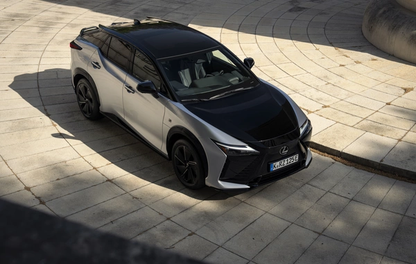 "Lexus RZ" - Elektrikli lüksün yeni erası