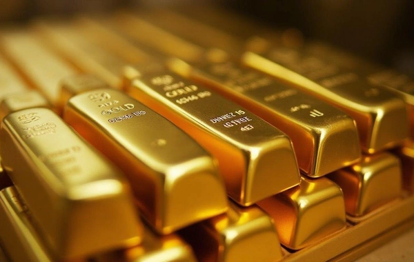 Qızıl qiymətləri 6 həftənin ən yüksək səviyyəsinə çatdı – ABŞ faiz endirim ehtimalı bazarı hərəkətə gətirdi