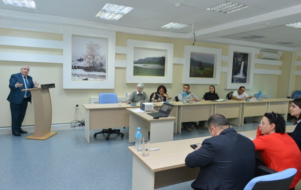 Media nümayəndələri üçün təlim və müsabiqə keçirilib