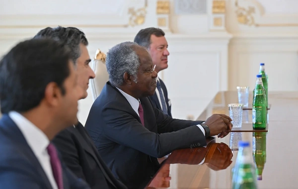 İlham Əliyev "Global Infrastructure Partners" şirkətinin rəhbərini qəbul edib