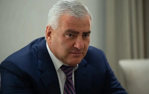 İrəvan məhkəməsi Samvel Karapetyanı həbsdə saxladı