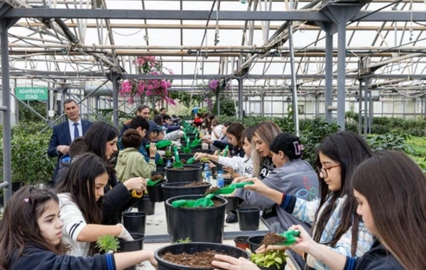 IDEA məktəblilər üçün Ekopark İnnovasiya Mərkəzinə ekskursiya təşkil edib