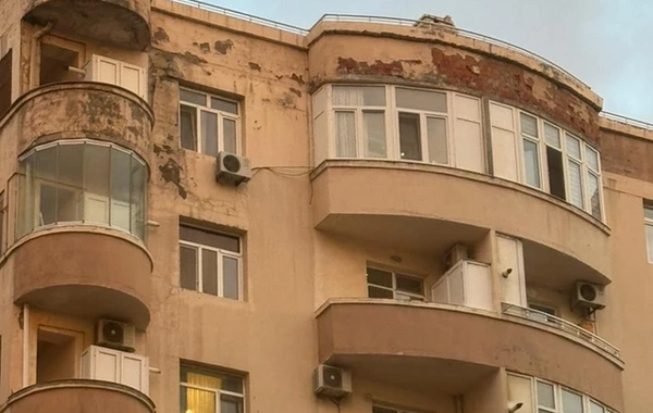 Yasamalda bina təhlükə altındadır: Sakinlər ölüm qorxusu ilə yaşayırlar
