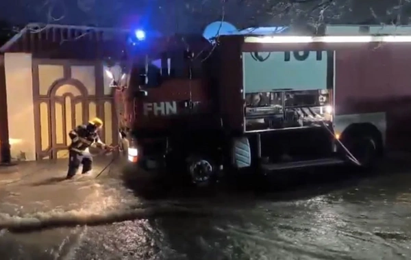 FHN: İntensiv yağışların fəsadlarının aradan qaldırılması işləri fasiləsiz davam etdirilir