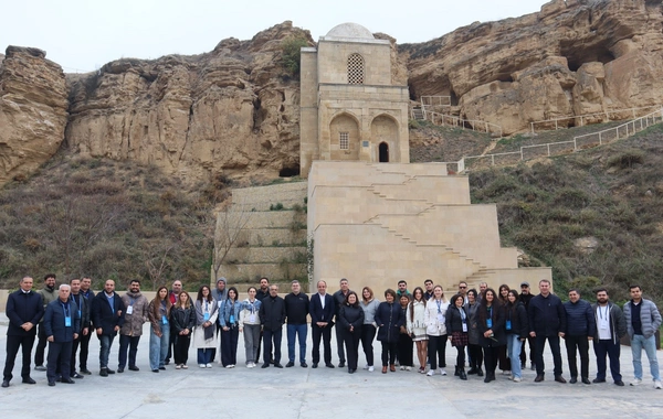 Qış turizm mövsümü öncəsi daxili turizm imkanları nümayiş etdirilib