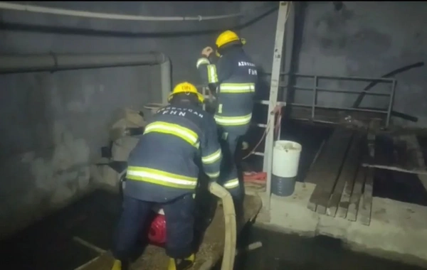 FHN: Bakı, Sumqayıt və Abşeronda su basmış ərazilərdən insanlar təxliyə edilib