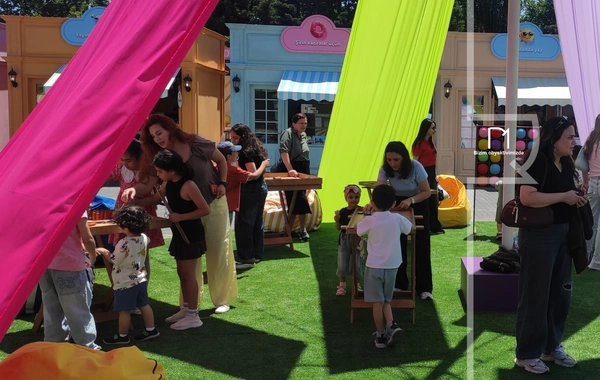 Bulvarda uşaqlar üçün PULSUZ əyləncə zonaları təşkil edilib - "CandyFest"