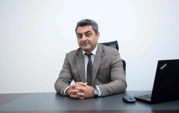 "Azərsun Holdinq" yerli xammaldan günəbaxan yağı istehsalını 4000 tona çatdıracaq