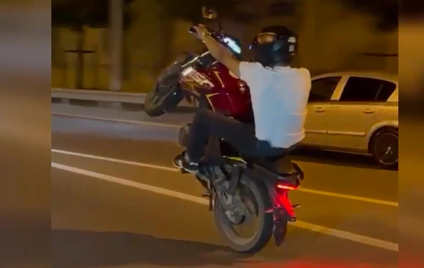 Bakıda motoxuliqanlıq edərək sosial şəbəkələrdə video paylaşan şəxs həbs edilib