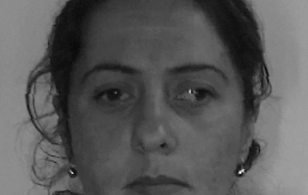 42 yaşlı qadın azyaşlı övladı ilə birlikdə yoxa çıxıb - FOTO
