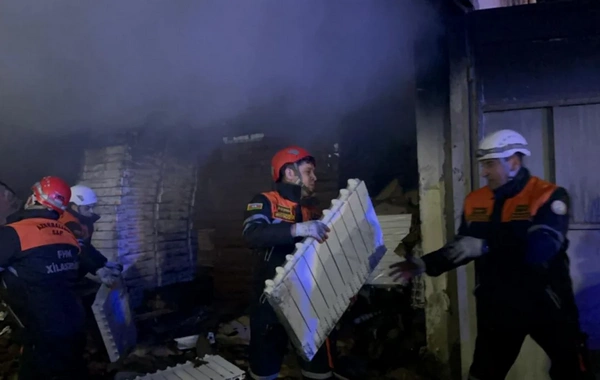 Bakıda güclü yanğın: Hadisə yerindən GÖRÜNTÜLƏR