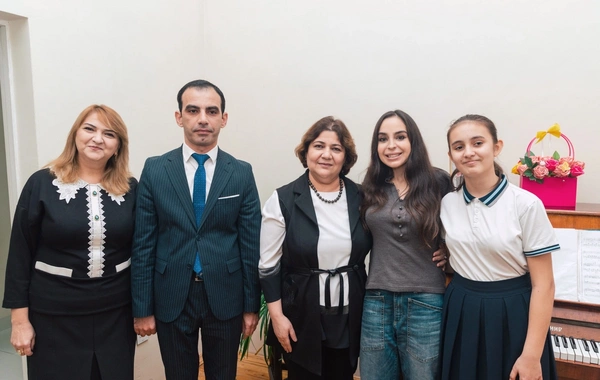 Leyla Əliyeva Mingəçevirdə şəhid ailəsini ziyarət edib, bir sıra sosial müəssisələrlə tanış olub