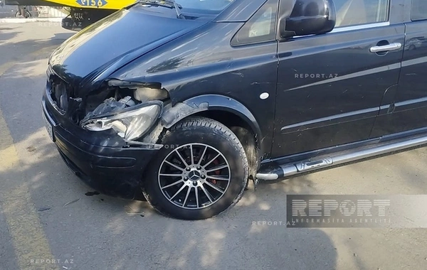 Kürdəmirdə mikroavtobus heyvan sürüsünə çırpılıb: 10 baş qoyun tələf olub