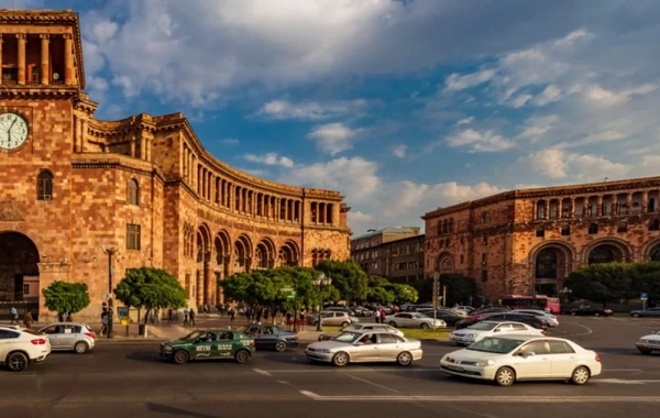 Ermənistan seçkiqabağı döyüş meydanına çevrilir?