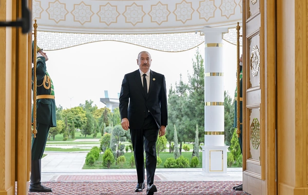 Prezident İlham Əliyev Avaza Kompleksinə gedib