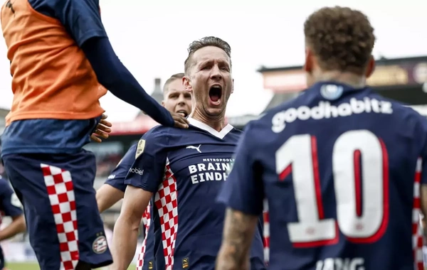 "PSV Eyndhoven"dən inanılmaz ÇEMPİONLUQ