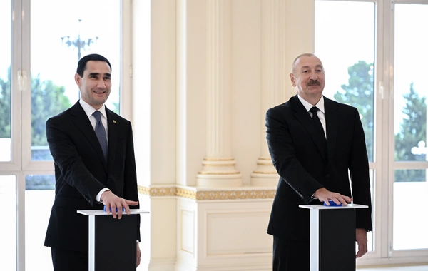 Azərbaycan Türkmənistana tanker hədiyyə edib