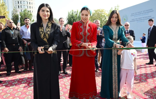 Aşqabadda MAMA "Ana təbiət" beynəlxalq incəsənət sərgisi açılıb