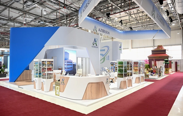İlham Əliyev 19-cu "Caspian Agro Week" və 31-ci "InterFood Azerbaijan" sərgiləri ilə tanış olub