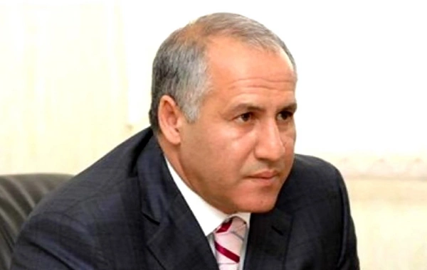 İpoteka və Kredit Zəmanət Fondu sabiq nazirdən dörd avtomobil alacaq