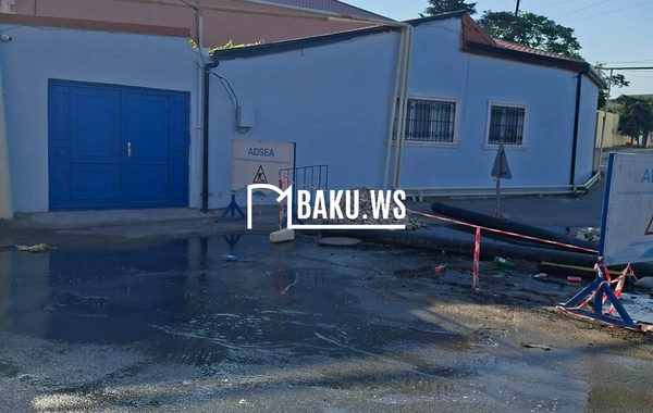 Mərdəkan qəsəbəsində kanalizasiya xəttində qəza baş verib