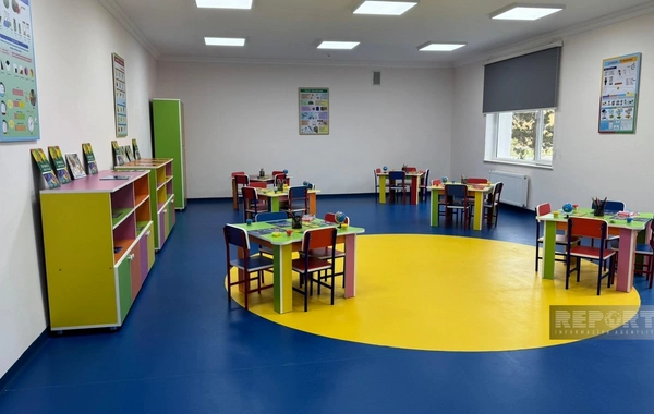 Sumqayıtda 36 nömrəli tam orta məktəbin yenidənqurmadan sonra açılışı olub