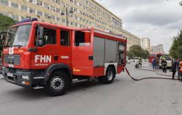 Xətai rayonunda mənzil YANIR