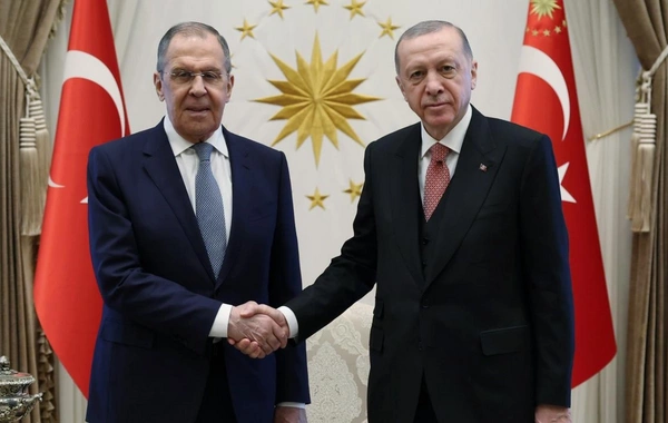 Лавров в ходе визита в Турцию встретился с Эрдоганом