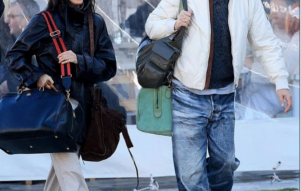 62 yaşlı Bred Pitt 33 yaşlı sevgilisi ilə görüntüləndi