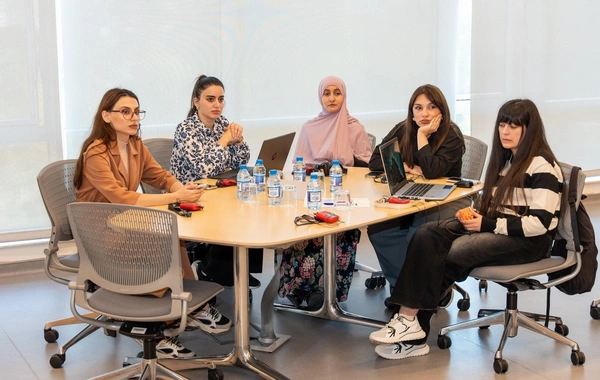 MEDİA "Süni intellektin mediada tətbiqi" mövzusunda seminar keçirib MEDİA "Süni intellektin mediada tətbiqi" mövzusunda seminar keçirib