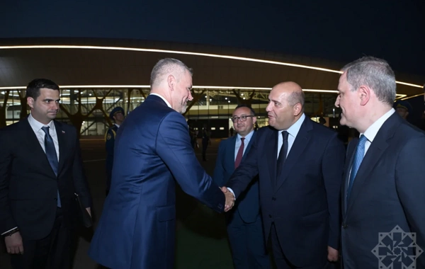 Slovakiya prezidenti Füzuli aeroportundan təyyarə ilə Bakı şəhərinə yola düşüb