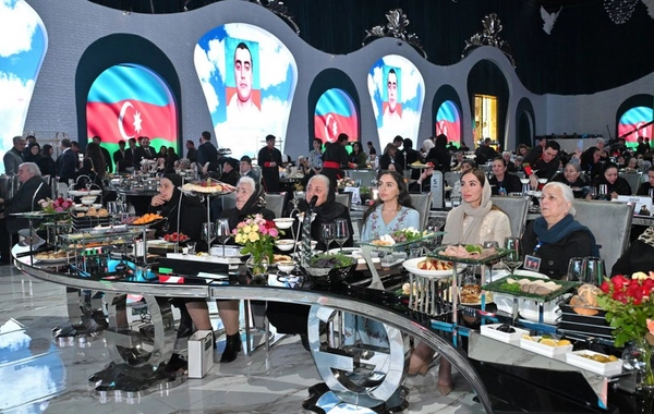 Leyla Aliyeva and Arzu Aliyeva participated in iftar with mothers of martyrs