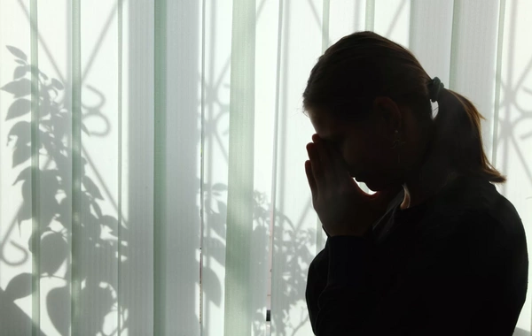 Gənclər arasında beyin qansızması niyə artıb? - Həkimdən vacib AÇIQLAMALAR