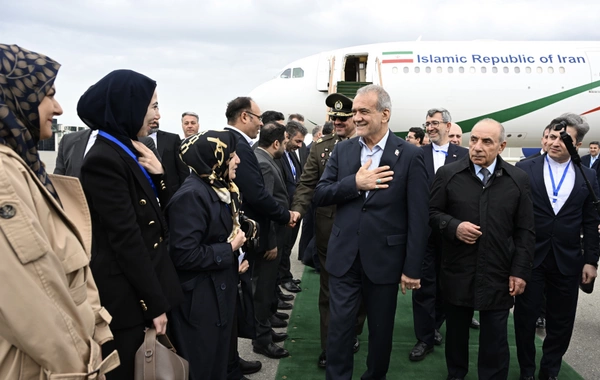 İran Prezidentinin rəsmi qarşılanma mərasimi olub