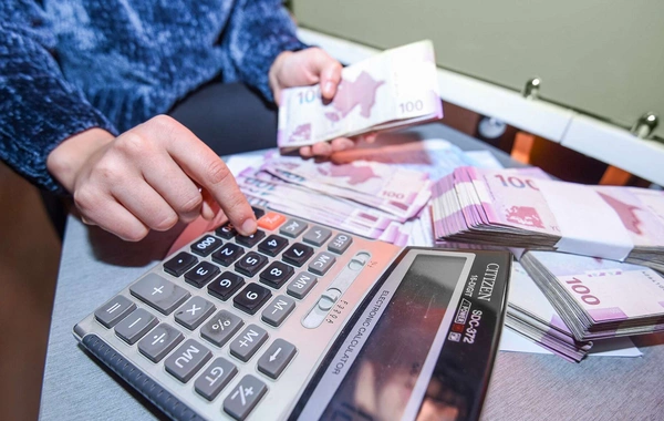 Среднемесячная заработная плата в Азербайджане выросла на 9%