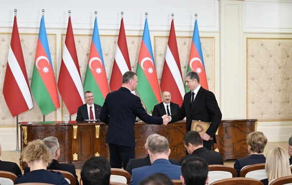 Состоялся обмен азербайджано-латвийскими документами