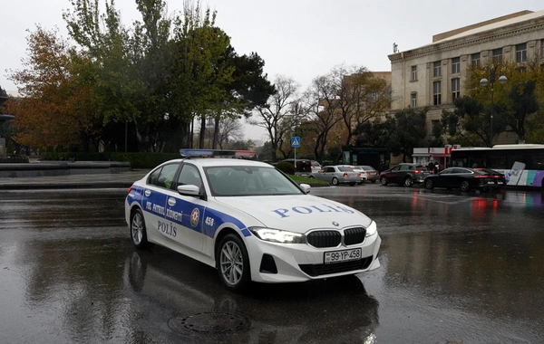 Polis yağışlı havada fasiləsiz xidməti davam etdirir