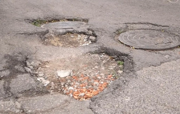 Nəsimidə sakinləri təngə gətirən YOL PROBLEMİ