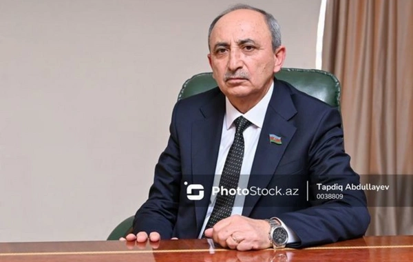 Əziz Ələkbərli: Qərbi Azərbaycanda 740 müsəlman qəbiristanlığının yeri müəyyənləşdirilib