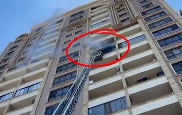 Bakıda yaşayış binasında yanğın olub