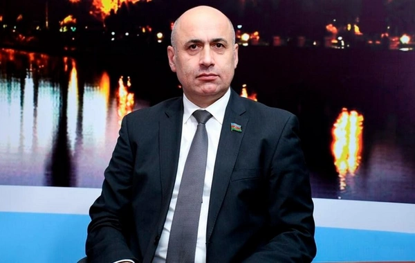 Azər Badamovun Moskva hava limanında saxlanılması iki ölkə arasında münasibətlərə zərbə vurur
