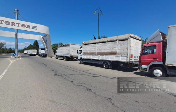 Növbəti köç karvanları Həsənriz və Sarıcalı kəndlərinə çatıb