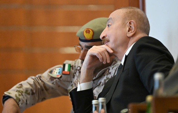 Azərbaycanın və BƏƏ prezidentləri Əbu-Dabidə "Sülh Qalxanı – 2026" birgə əməliyyat-taktiki təlimini izləyiblər