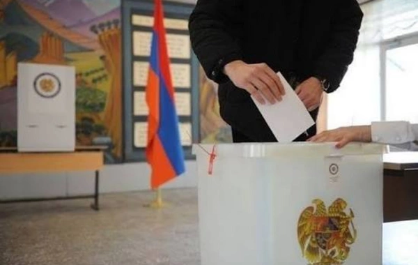 Ermənistandakı pozuntulara verilən reaksiyalar ikili standartlardan xəbər verir - Politoloqdan AÇIQLAMA