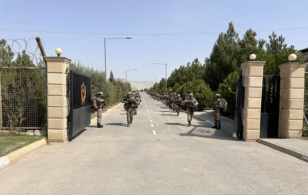 Azərbaycan Ordusunda praktiki məşğələlər icra olunub