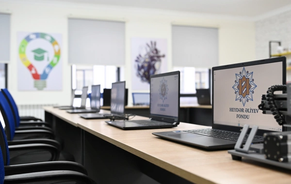 Prezident İlham Əliyev Şamaxı Avropa liseyinin yeni binasının açılışında iştirak edib